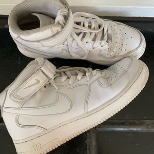 Nike Men’s Air Force 1s High Top